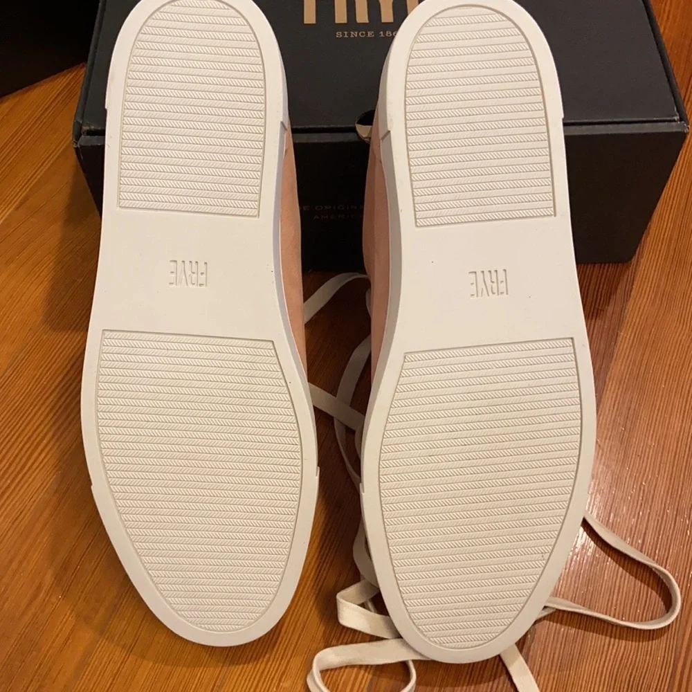 FRYE‎ IVY LOW LACE BLUSH SNEAKER SIZE 11M BRAND NEW IN BOX
